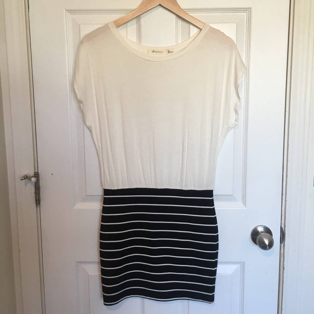 Forever 21 Small Dress - Skirt Shirt Look